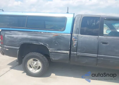 2001 Dodge Ram 1500 St z USA, uszkodzony, nr VIN 3B7HF13Z61M296724